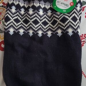 Merry and Bright pet apparel size M